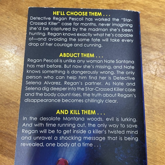 Set of 3, Lisa Jackson, used, paperback novels. - Picture 11 of 15